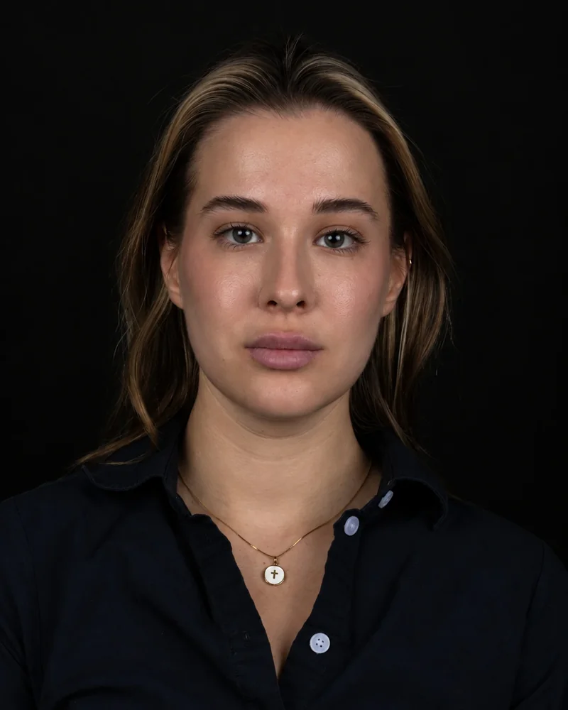 Facial Portrait · At Rest